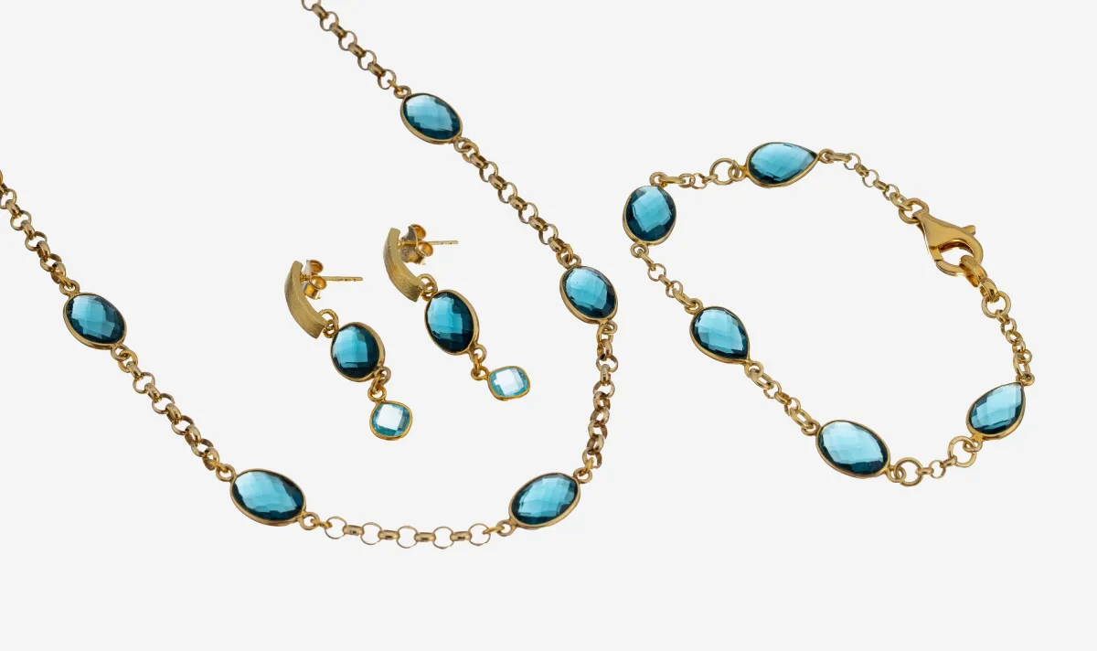 Parure en topaze bleue, argent 925 plaqué, comprenant : 1 collier, L. env. 54 cm