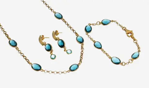 Parure en topaze bleue, argent 925 plaqué, comprenant : 1 collier, L. env. 54 cm