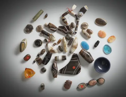 Collection de perles en pierre