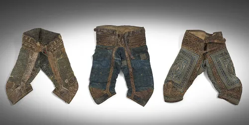 Drei Kampfsport-Hosen “tunban"