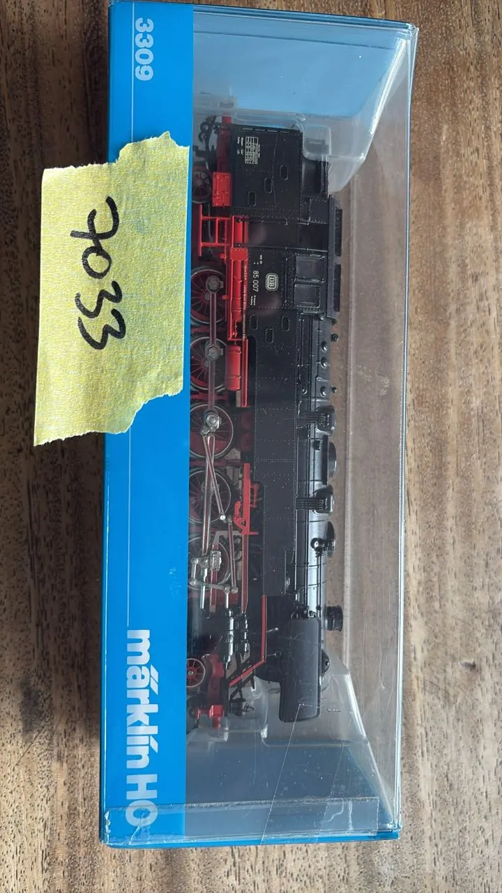 Parní lokomotiva (Märklin)
