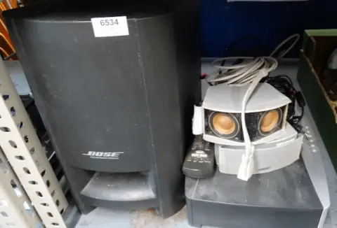 1 subwoofer