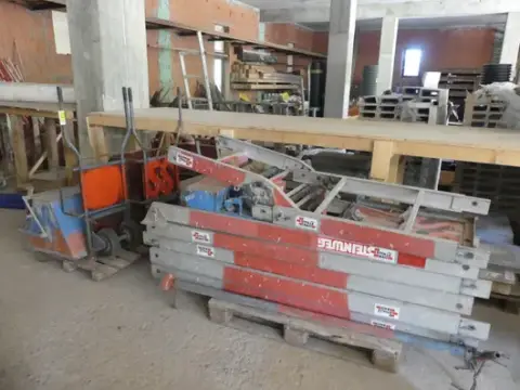 Lešenářský výtah Steinweg Toplift