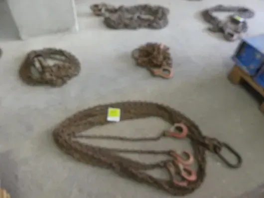 Steel chain