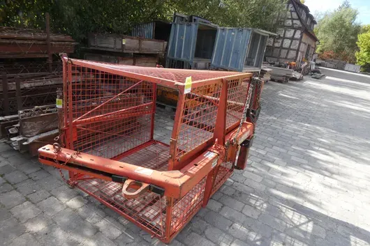 Crane transport basket with grid and chains, red
