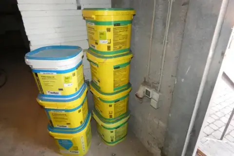 4x weber - reactive waterproofing, bitumen-free thick coating