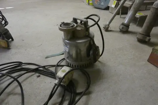RVS dompelpomp met Storz-koppeling en kabel