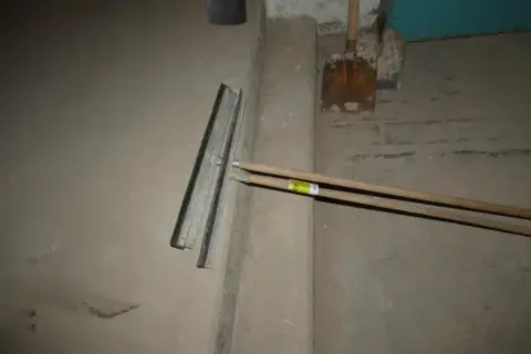 2 water squeegees with wooden handle