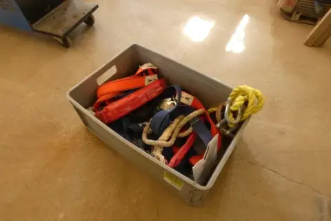 Set of safety marking equipment
