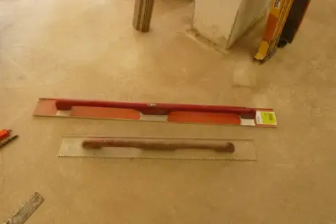 2x Screed board