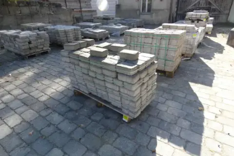 Lot of paving stones