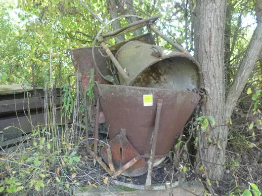 3 bacs à béton