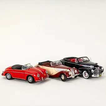REVELL U.A. Modèles Chevrolet Deluxe 1941, BMW 327, Cabriolet et Porsche 356 A 1600 Super Speed.