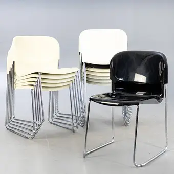 GERD LANGE. Chaises empilables modèle 'Swing', Drabert, Allemagne, 2e moitié du 20e siècle (13).