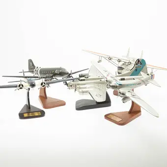 Five aircraft display models: Lilly Bell II, Sikorsky S-42, Couzinet Arc En Ciel, Boeing B-247 and a four-engine aircraft (5).