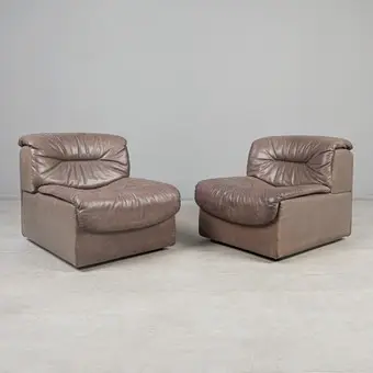 DE SEDE, pair of armchairs / modular sofa, model 'DS 14', wood, leather, 1970s, Switzerland. (2).
