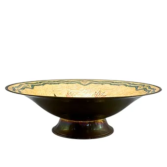 ZIERSCHALE AUS MESSING MIT FLORALEM DEKOR.