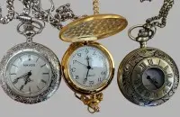 3x různé quartz HTU, všechny s řetízkem, 1x s protiprachovým krytem, nenošené vitrínové předměty
