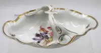 2x petits bols, plus anciens, tous deux Oskar Schlegelmilch, décor floral, bol à anse avec dorure légèrement frottée, H-6,5 cm, L-17,5 cm et 16x9 cm