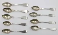 9x různé kávové lžičky, 12-lotové a 800 stříbro, starší, částečně ozdobný monogram, tvar lopatky, celkem 132,2 g, stopy stáří