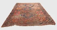 Grand tapis d'Orient antique, probablement tapis Soumak du Caucase, vers 1900, couleurs naturelles, traces d'âge et d'usure, à nettoyer, partiellement endommagé, 250x306