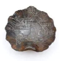 reliefierte Schale, Japan, wohl um 1900, Kupfer. ca. H-2,5cm D-10,2cm