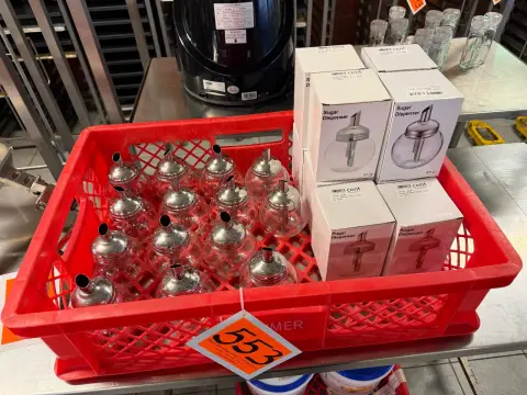 Košík s cukřenkami
