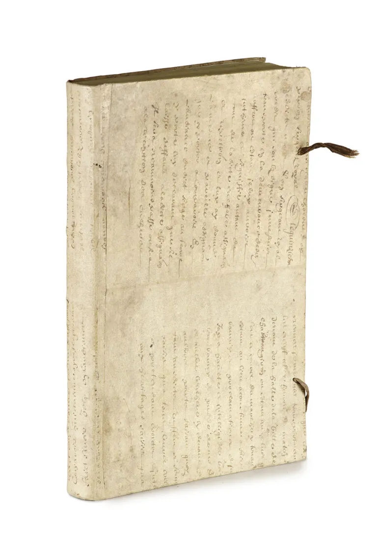 Blanco boek met ca. 230 lege bladen van lichtblauw geschept papier, ca. 1780 - 1820