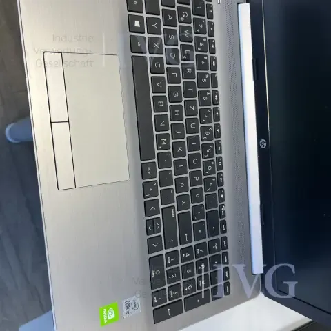 Laptop HP 250 G7