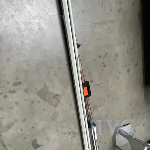 Ekran projekcyjny