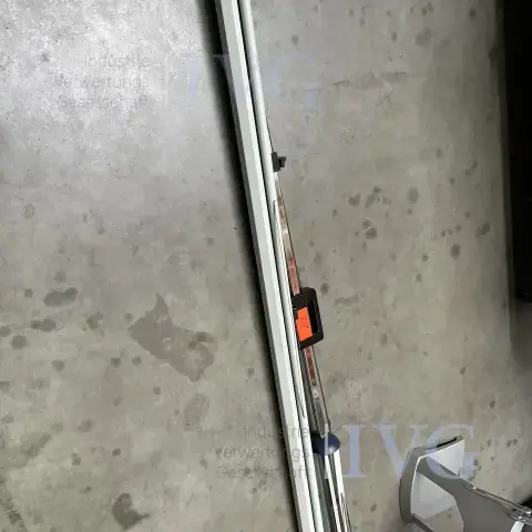 Ekran projekcyjny