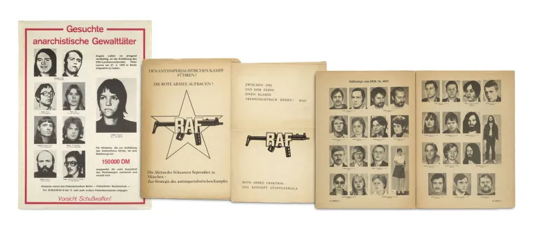 Collection de 2 publications programmatiques de la RAF, 1 affiche de recherche, 1 édition spéciale du Bundeskriminalblatt et 10