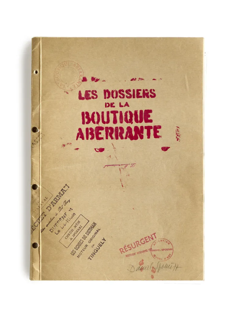 Daniel Spoerri – Les Dossiers de la boutique aberrante