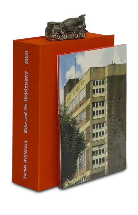Rachel Whiteread – Mike and the Modelmakers