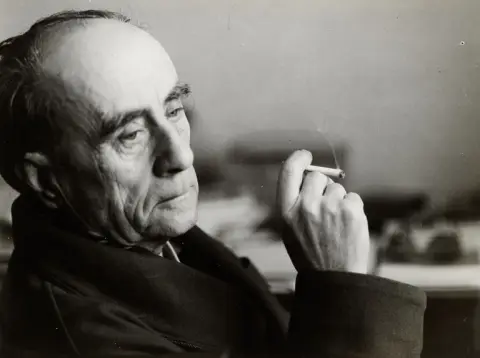 József Hunyady – Lajos Kassák dans son intérieur