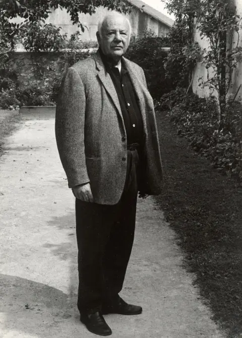 Walter Rosenblum – Hazel Strand
