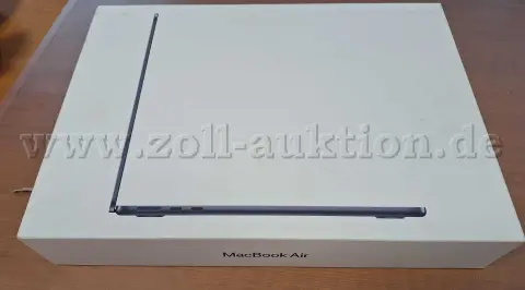 1 Apple MacBook Air 13" avec puce M5 - 16 Go RAM - 512 Go