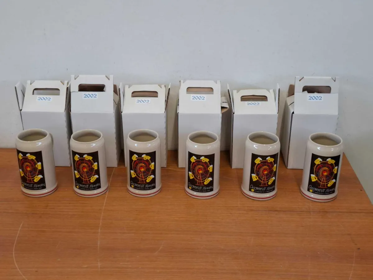 6 chopes Oktoberfest sans couvercle en étain, chopes annuelles 2002, fabricant : Rastal
