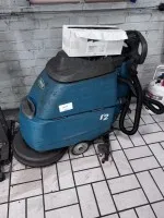 1 schrobmachine Tennant T2