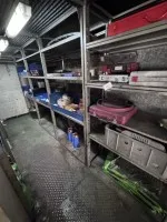1 lot of shelf racks, approx. 12 linear metres with metal tool cabinet, incl. various small tools and special tools for Citroën and Peugeot