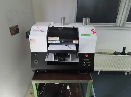 1 UV-printer, merk: Neonjet, type: 0306UV, serienr.: 82032