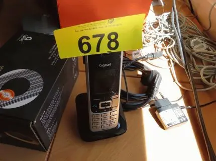 1 tafeltelefoon, merk: Gigaset