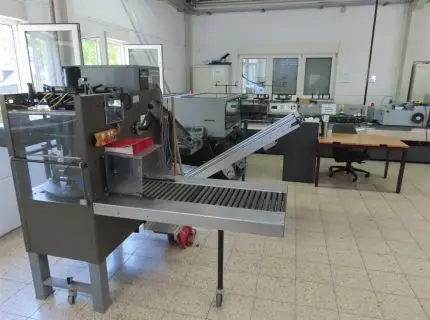 1 assembleuse, marque : Heidelberg, type : Stitchmaster 300 UFA, année : 2000, plus d'infos voir photos