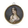 Hochfeine Empire-Porträtminiatur einer jungen Dame mit weißem Haarband. Frühes 19. Jh.