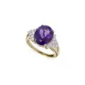 Yellow gold ring with amethyst solitaire (approx. 4 ct).
