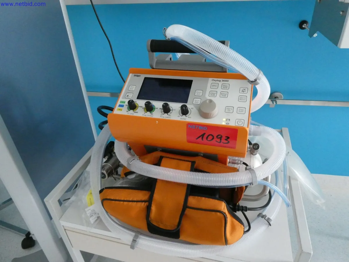 Beatmungsgerät, Notfall Dräger Medical AG & Co. KGaA Oxylog 3000