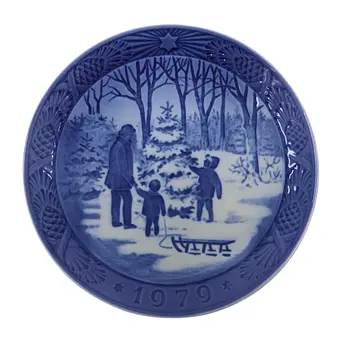 1979 ROYAL COPENHAGEN CHRISTMAS PLATE.