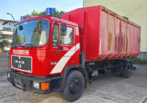 Пожарный автомобиль MAN 18.232 сменный контейнер Meiler PK10055