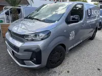 1 bestelwagen Citroen