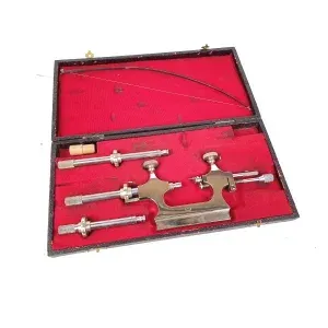 Tour à pivots d'horloger